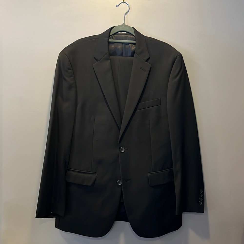 Pronto Uomo Platinum Black Suit